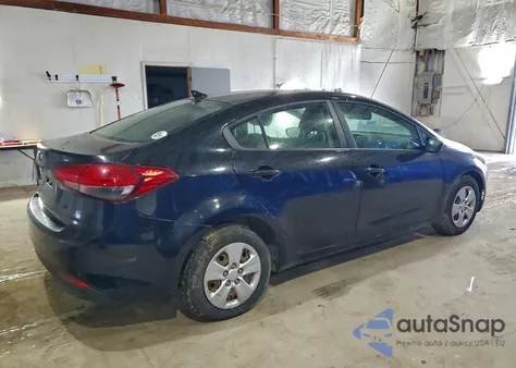 2018 Kia Forte Lx z USA, uszkodzony, nr VIN 3KPFK4A75JE279932